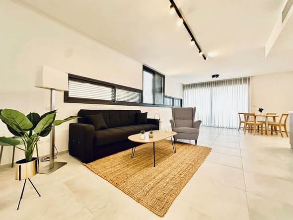 3 room rental in Lev HaIr
