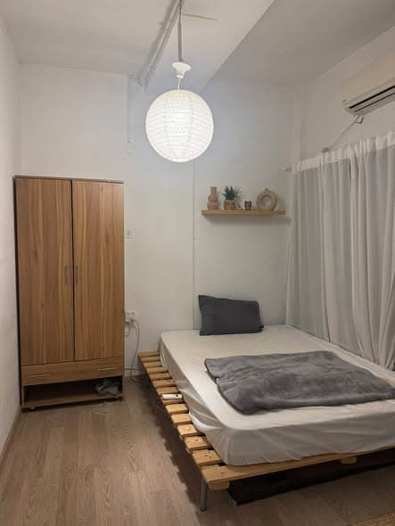4 room rental in Old North