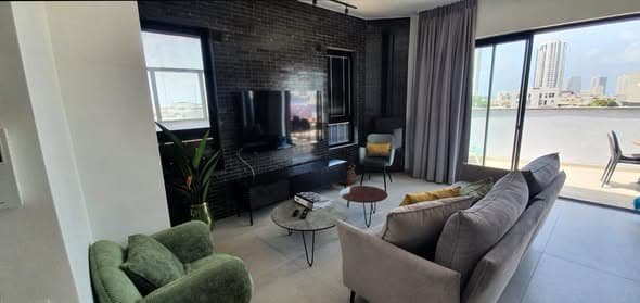 room rental in Florentin
