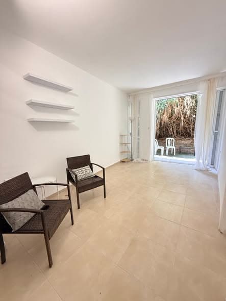 3 room rental in Old North