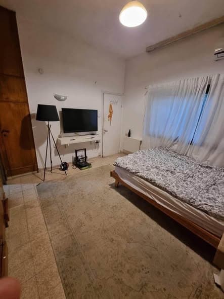5 room rental in Old North