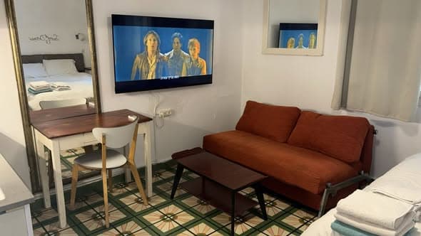 1 room rental in Lev HaIr