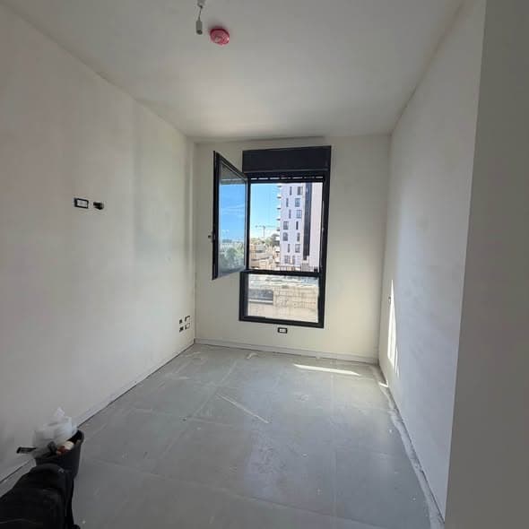 4 room rental in Old North