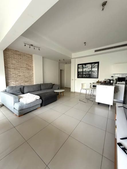 room rental in Lev HaIr