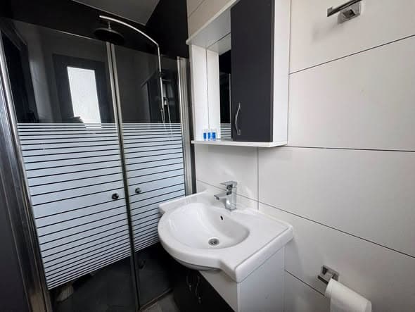 room rental in Florentin